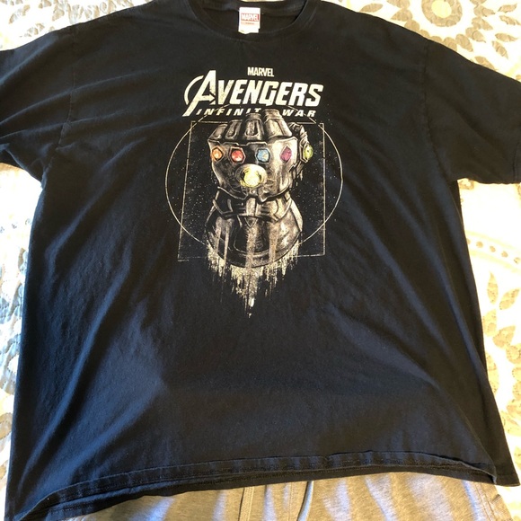Men’s marvel shirt - Picture 3 of 3